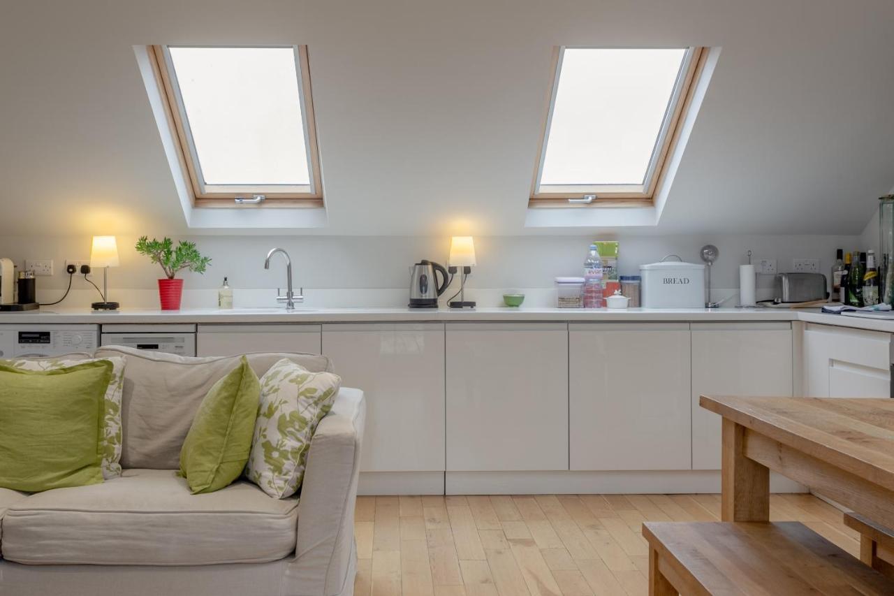 2 Bedroom Apartment Hammersmith Grove Sleeps 4 London Luaran gambar