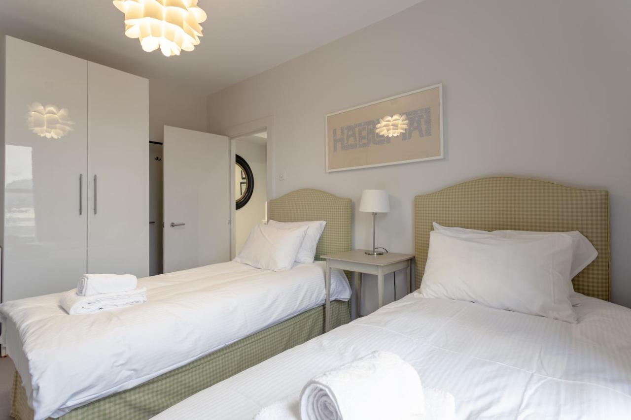 2 Bedroom Apartment Hammersmith Grove Sleeps 4 London Luaran gambar