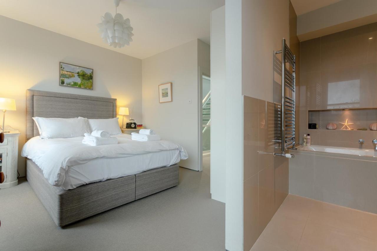 2 Bedroom Apartment Hammersmith Grove Sleeps 4 London Luaran gambar