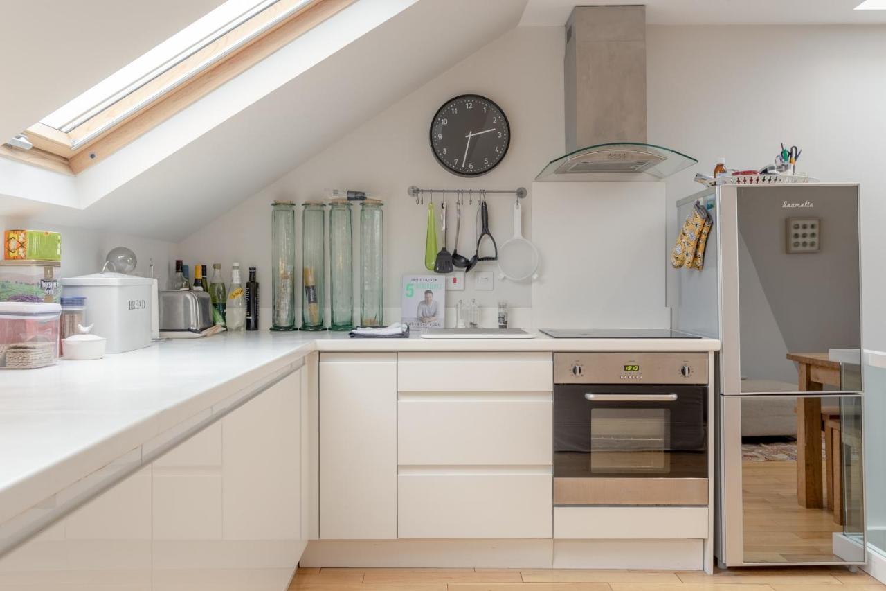 2 Bedroom Apartment Hammersmith Grove Sleeps 4 London Luaran gambar