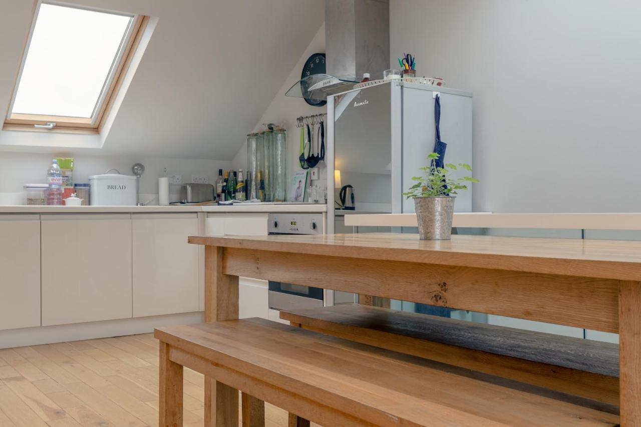 2 Bedroom Apartment Hammersmith Grove Sleeps 4 London Luaran gambar